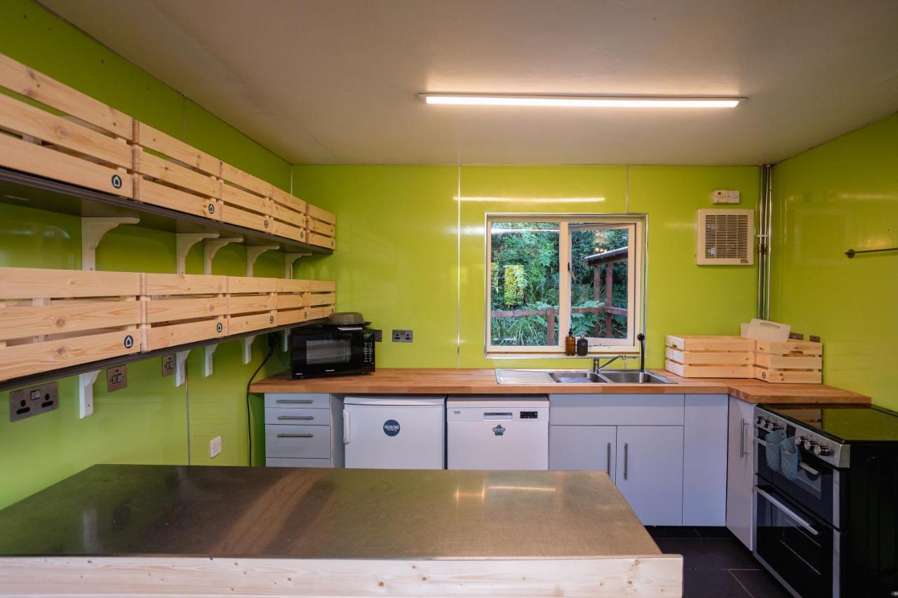 Highland Basecamp Hostel Lochaline Bagian luar foto