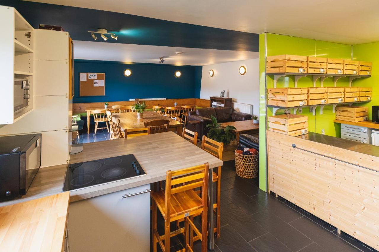 Highland Basecamp Hostel Lochaline Bagian luar foto