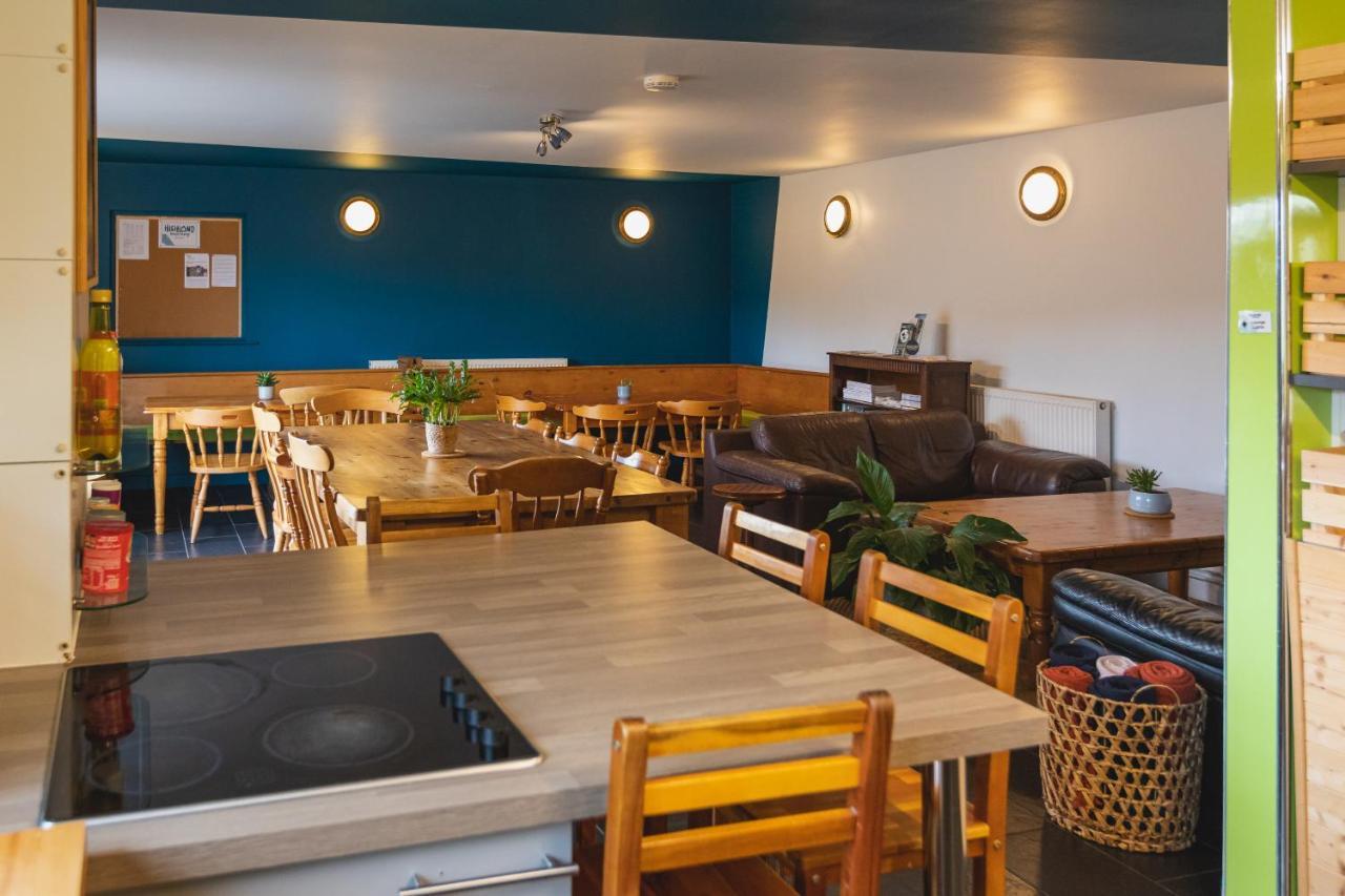 Highland Basecamp Hostel Lochaline Bagian luar foto